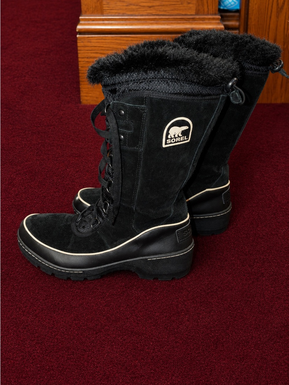 Sorel Black Lace-Up Fur-Trim Winter Boots with Cream Piping